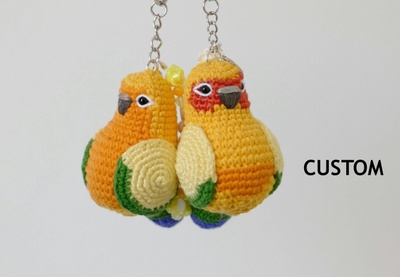 Custom Sun Conure Keychain & Name Crochet Amigurumi, Crochet bird, Gift for parrot lovers